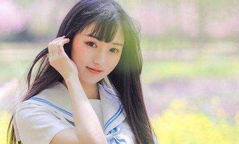 和女生主动聊天说啥?才能吸引到她 和女生主动聊天说啥?才能吸引到她第2张